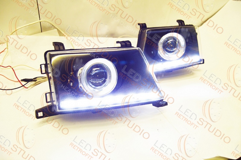 Bi Led фары Мицубиси Челленджер 97-